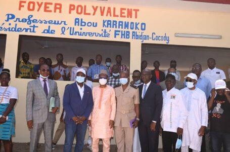 Côte d’ivoire/Education: Le ministre Moussa Dosso inaugure le foyer polyvalent du lycée de Mankono