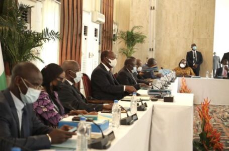 Côte d’Ivoire : le président Ouattara dissout le gouvernement pour une option plus inclusive