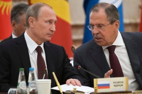 Ukraine : l’Union européenne va geler les avoirs de Poutine et Lavrov