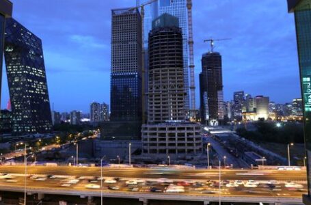 La croissance chinoise rebondit mais Pékin fait face « à des défis importants »