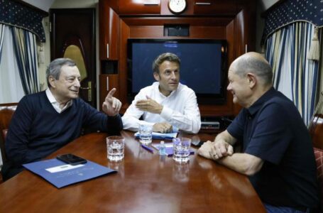 Emmanuel Macron, Olaf Scholz et Mario Draghi à KIEV