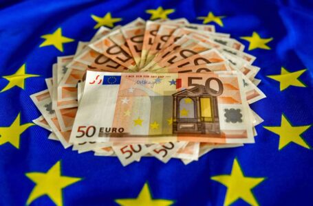 La zone euro accueillera Croatie en 2023, vingtième Etat à adopter la monnaie unique