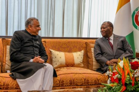 Le Chef de l’État a eu un entretien avec l’Ambassadeur du Pakistan en Côte d’Ivoire