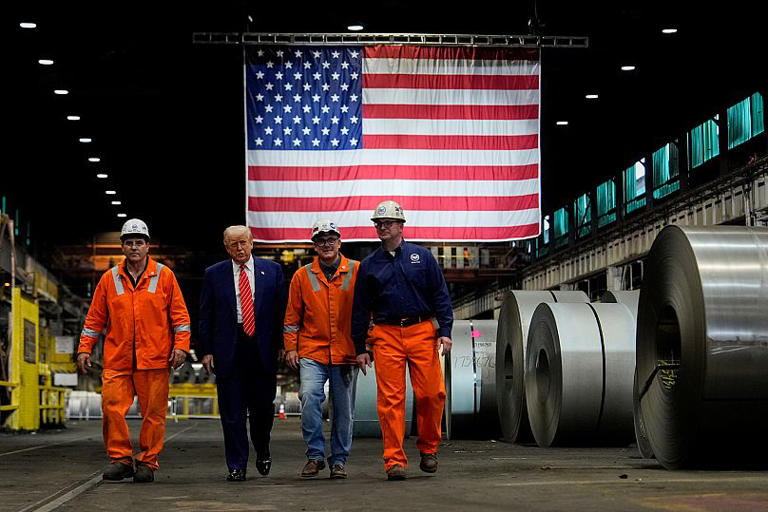 Droits de douane sur l&rsquo;acier et l&rsquo;aluminium : l&rsquo;UE regrette l&rsquo;augmentation annoncée par Trump