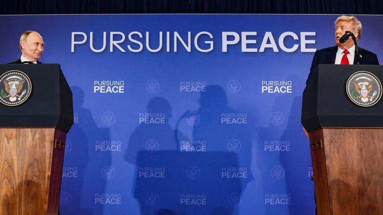Le sommet Trump-Poutine se conclut sans accord sur la guerre en Ukraine, avec des « progrès »