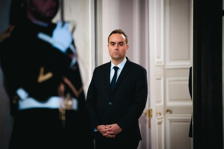 Sébastien Lecornu renonce à utiliser l’article 49.3 sur le budget