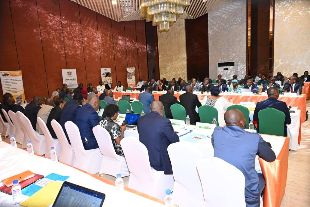 Côte d’Ivoire : le ministère des Infrastructures clôture l’atelier bilan 2023-2025 du secteur routier