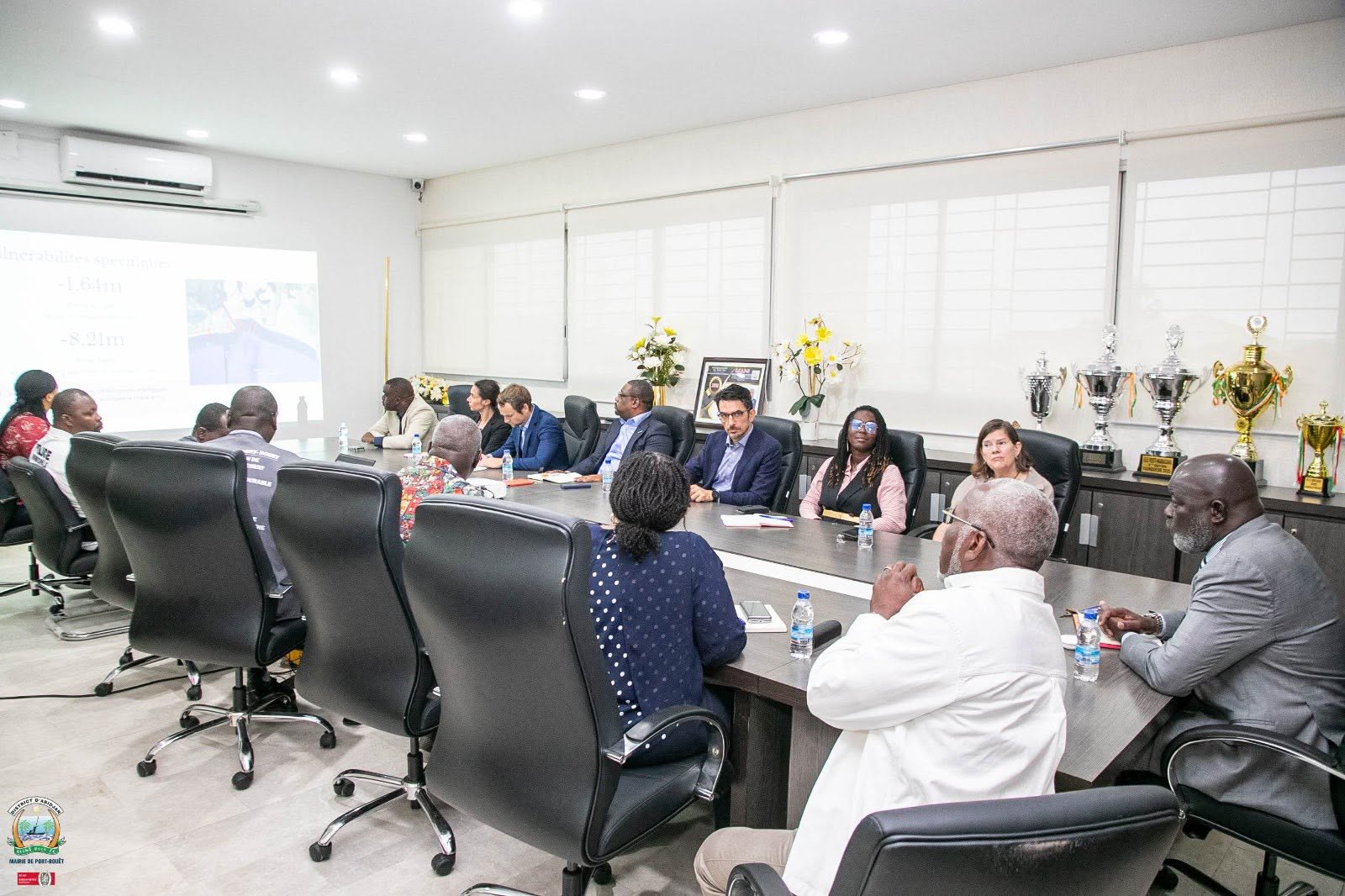 Côte d&rsquo;ivoire: Port-Bouët face à l’érosion côtière : des experts néerlandais au chevet du littoral