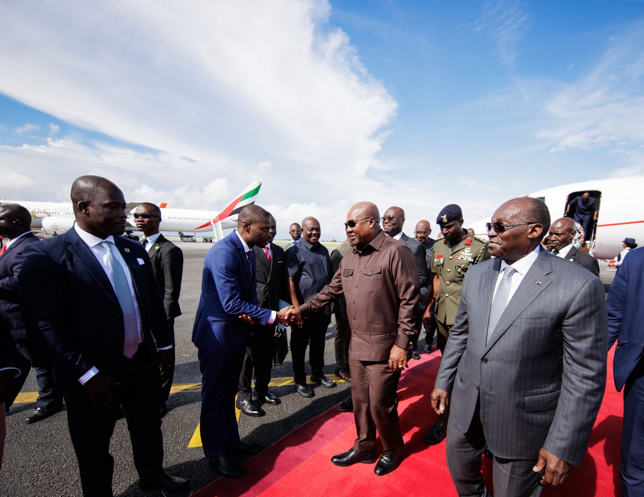 Sommet de l’Initiative Cacao : le Président ghanéen John Dramani Mahama accueilli à Abidjan