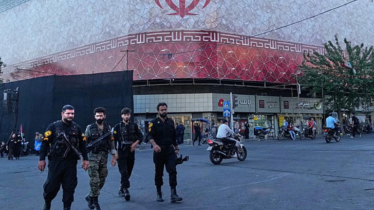 Guerre au Moyen-Orient : l&rsquo;Iran accueille l&rsquo;accord de paix avec prudence