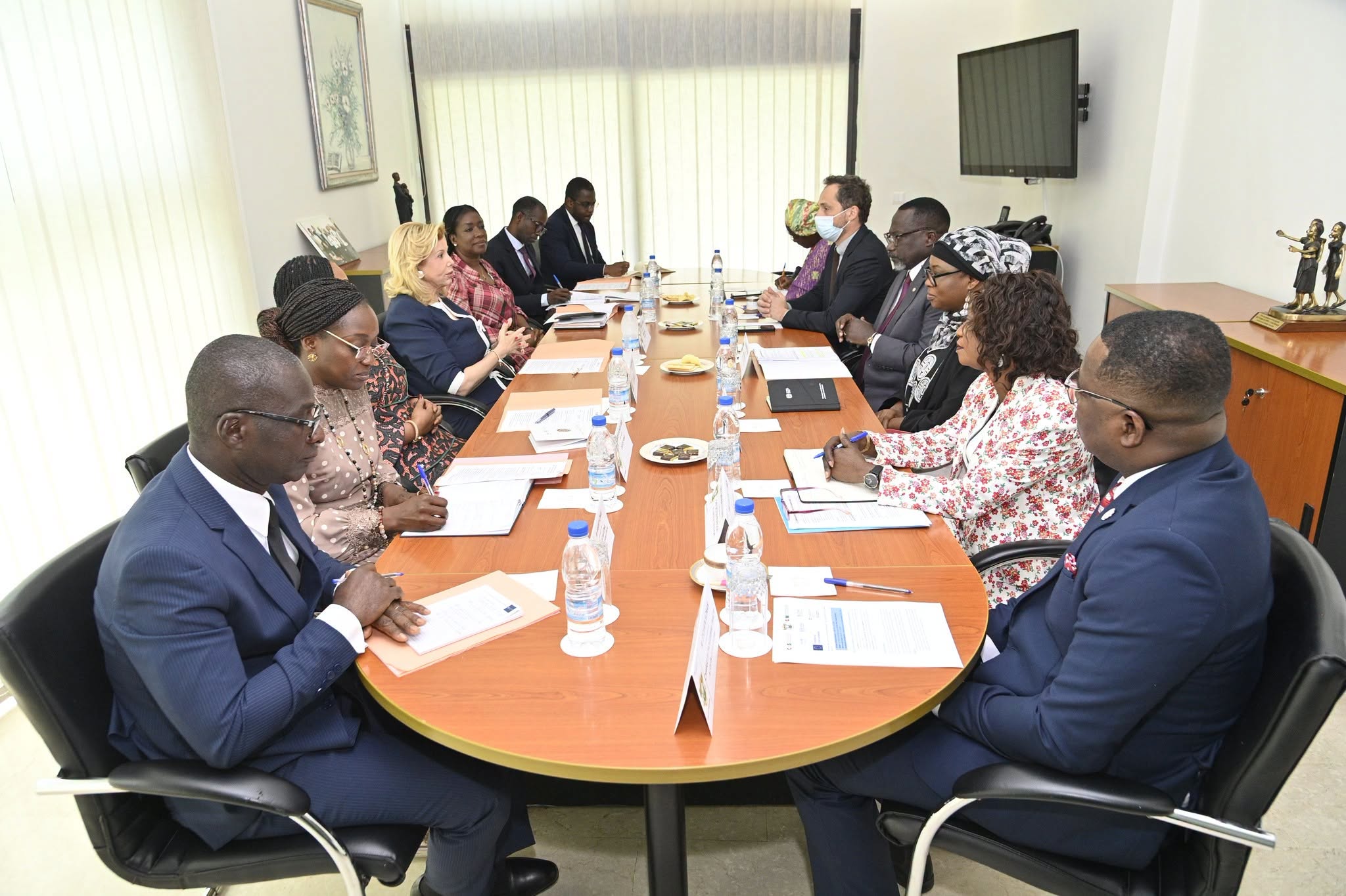 Côte d&rsquo;ivoire:Travail des enfants dans la Nawa : une deuxième phase du programme ENACTE en préparation sous le parrainage du Ministre Adama Kamara
