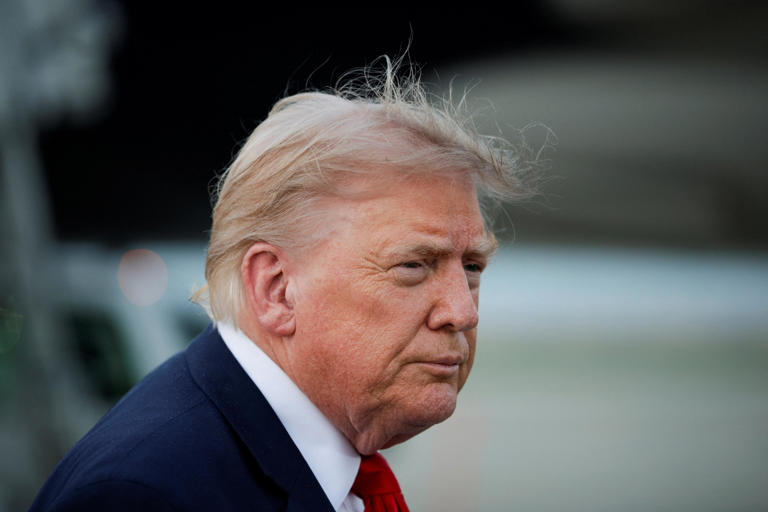 Donald Trump prévient l’Iran : Téhéran paiera « plusieurs fois » le prix pour la mort des soldats américains au Moyen-Orient