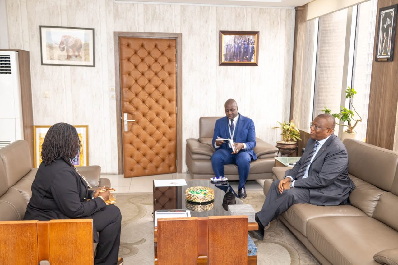 Côte d’Ivoire : le gouvernement et la FENKACI préparent le premier Salon national du karité