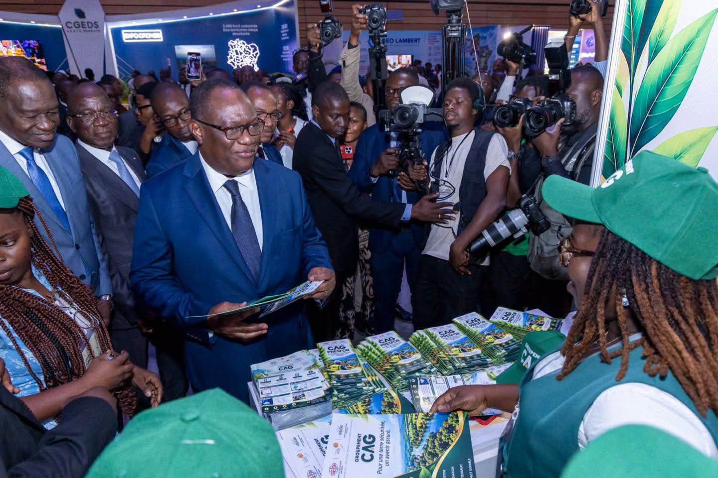 Journées foncières d’Abidjan : Téné Birahima Ouattara appelle à accélérer la modernisation du secteur