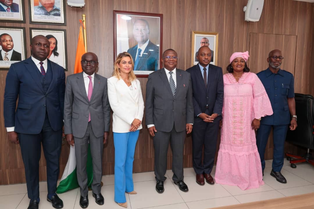 Audiovisuel : la Côte d’Ivoire et TV5MONDE échangent sur l’intégration de la RTI au réseau mondial