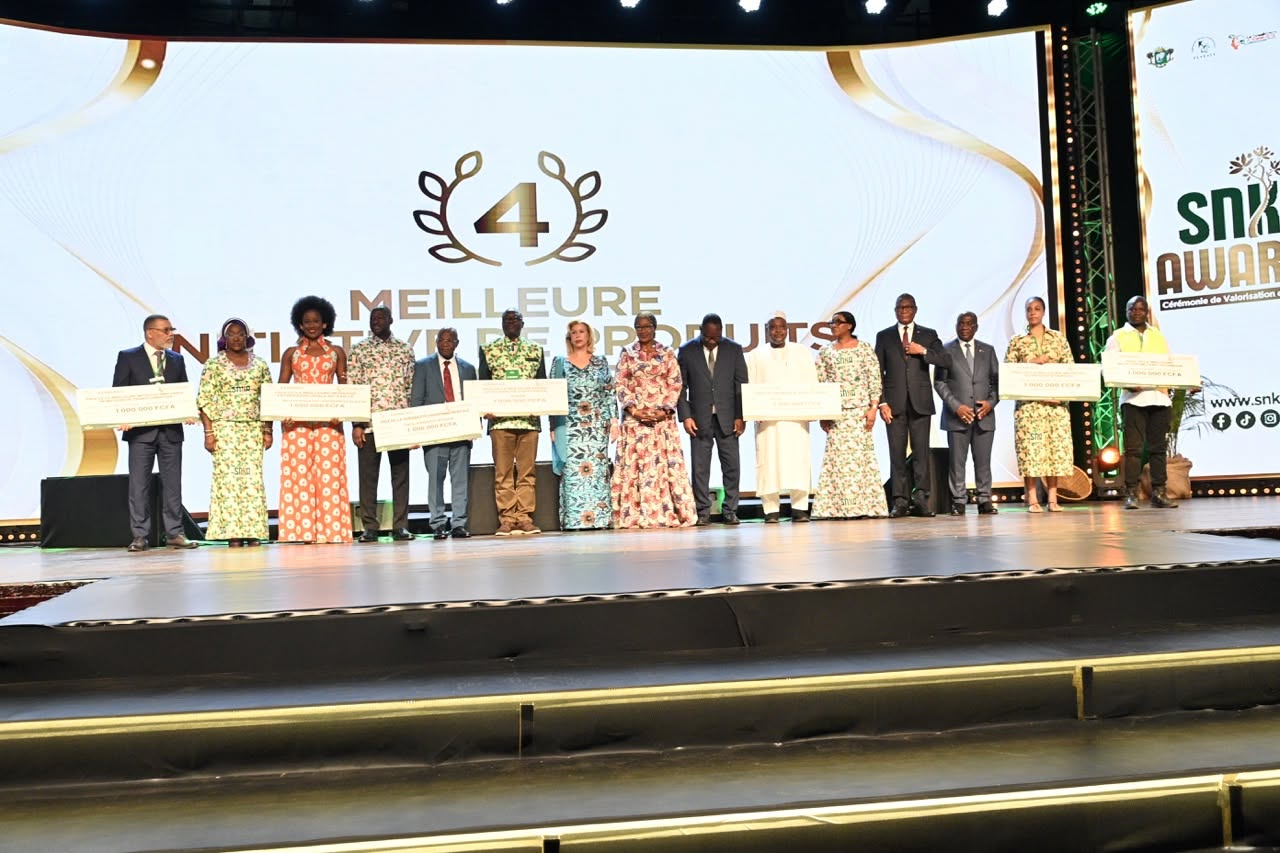 Côte d’Ivoire : Dominique Ouattara appelle à renforcer le soutien aux femmes de la filière karité